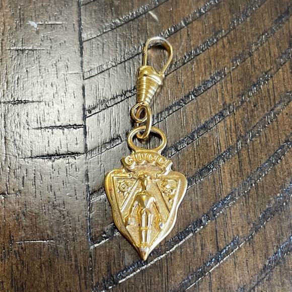 Gucci Charm - Picture 2 of 6